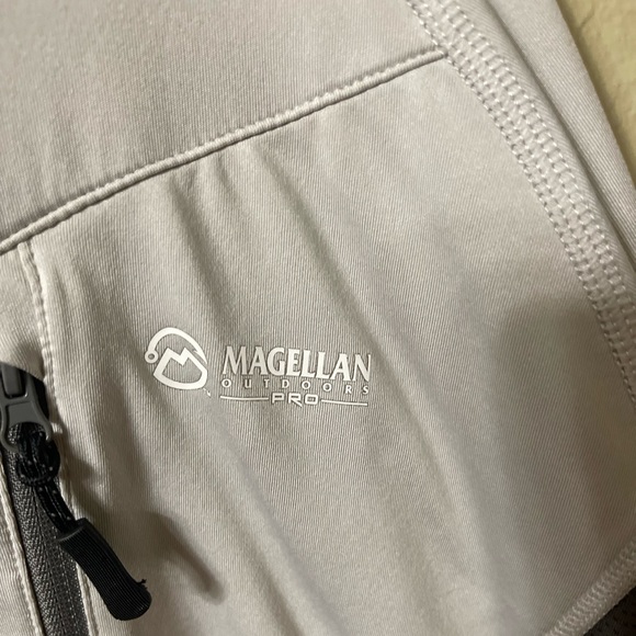 Mens Large Magellan fishing shirt - Picture 2 of 3